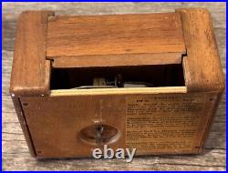 Rare Vtg Philips Relatiegeschenk Wooden Cigarettes Music Box Jolly Good Fellow