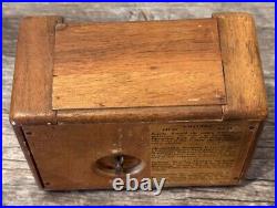 Rare Vtg Philips Relatiegeschenk Wooden Cigarettes Music Box Jolly Good Fellow