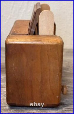 Rare Vtg Philips Relatiegeschenk Wooden Cigarettes Music Box Jolly Good Fellow