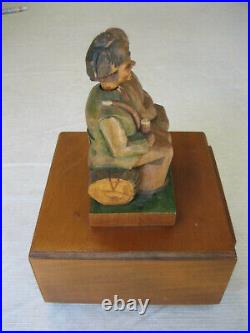 Vintage Carved Wood Wooden Couple Mechanical Music Cigarette Dispenser Box