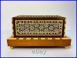 Vintage Egyptian Inlaid Wood & Mother of Pearl Cigarette/Music Box