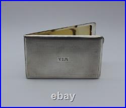 Vintage sterling silver snap shut engine turned cigarette card vesta case