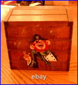 Vtg Hand-Painted Pirate Wood Treasure Chest Mechanical Cigarette Dispenser Works