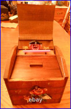 Vtg Hand-Painted Pirate Wood Treasure Chest Mechanical Cigarette Dispenser Works