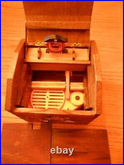 Vtg Hand-Painted Pirate Wood Treasure Chest Mechanical Cigarette Dispenser Works