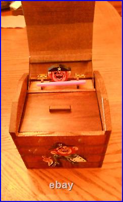 Vtg Hand-Painted Pirate Wood Treasure Chest Mechanical Cigarette Dispenser Works